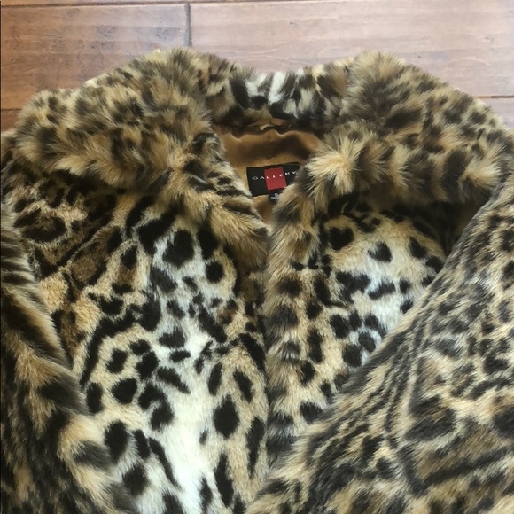 Faux fur leopard coat - Picture 3 of 3